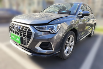 奥迪Q3 2021款 35 TFSI 时尚致雅型