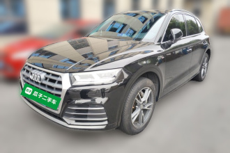 奥迪Q5L 2020款 改款 40 TFSI 荣享时尚型