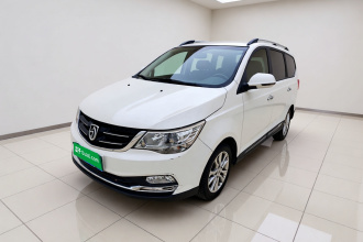 宝骏730 2016款 1.5L 手动舒适型 7座 国V