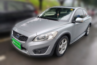 沃尔沃C30 2010款 2.0智尚版