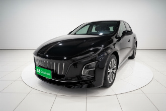 红旗E-QM5 2022款 431km 充电乐享版