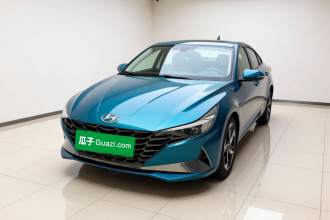 现代 伊兰特 2021款 1.5L CVT LUX尊贵版