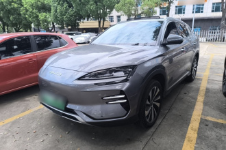 比亚迪 宋PLUS新能源 2024款 荣耀版 EV 520km 尊贵型