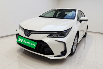 丰田 卡罗拉 2021款 双擎 1.8L E-CVT精英版