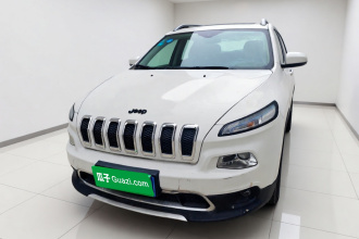 Jeep 自由光 2017款 2.0L 优越版