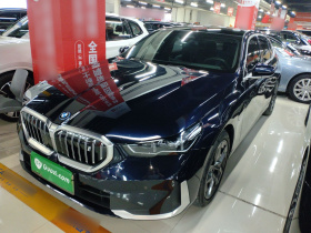 宝马i5 2024款 eDrive 35L 尊享型 豪华套装