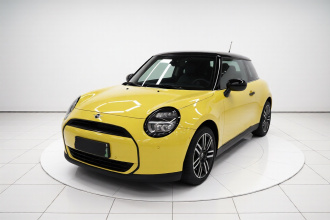 电动MINI COOPER 2024款 456km COOPER E 经典派