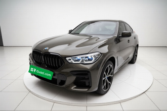 宝马X6 2022款 改款二 xDrive40i M运动套装
