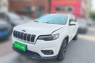 Jeep 自由光 2020款 2.0T 四驱夜鹰版