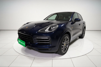 保时捷 Cayenne新能源 2023款 Cayenne E-Hybrid 2.0T 铂金版