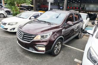 宝骏560 2017款 律动版 1.8L iAMT尊享型
