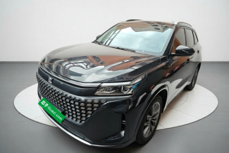 蓝电E5 2023款 1.5L DE-i 100KM畅享型 7座