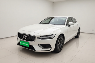 沃尔沃S60 2022款 B4 智远豪华版