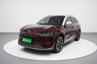 鸿蒙智行 问界M9 2025款 增程 Ultra版 52kWh 6座版 (192线激光雷达）
