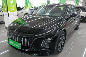 红旗E-QM5 2023款 改款 基础出行版