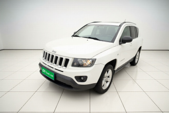 Jeep 指南者(进口) 2014款 改款 2.0L 两驱进取版