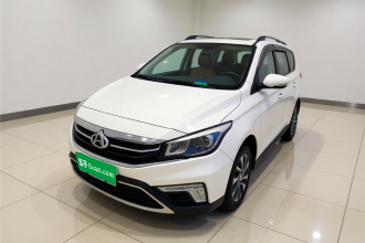 长安欧尚A800 2017款 1.6L 手动豪华型