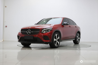 奔驰GLC轿跑 2019款 GLC 200 4MATIC 轿跑SUV