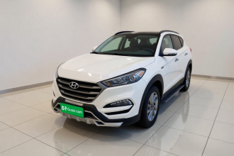 现代 途胜 2015款 1.6T 双离合两驱智能型