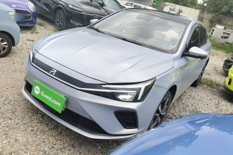 飞凡汽车 飞凡ER6 2021款 新动版 620km 智享版