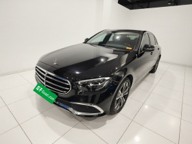 奔驰E级新能源 2022款 改款二 E 350 e L 插电式混合动力轿车