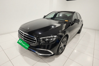 奔驰E级新能源 2022款 改款二 E 350 e L 插电式混合动力轿车