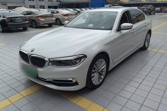 宝马5系新能源 2019款 改款 530Le 豪华套装