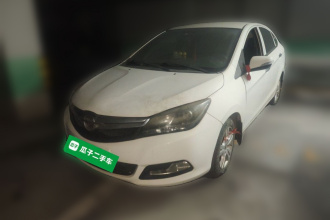 海马M3 2015款 1.5L 手动精英型