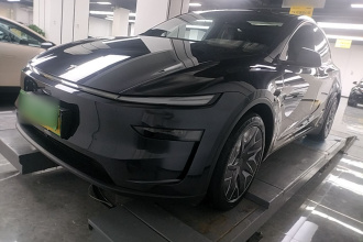 特斯拉 Model Y L 2025款 长续航全轮驱动版