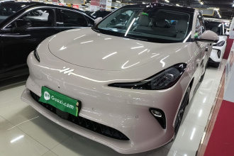 智己汽车 智己LS6 2025款 灵蜥智驾剧院版