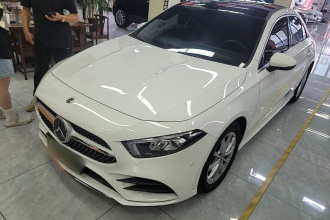 奔驰A级 2022款 改款 A 200 L 运动轿车动感型