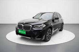 宝马X3 2022款 改款 xDrive25i M运动套装