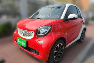 smart fortwo 2015款 1.0L 52千瓦硬顶激情版