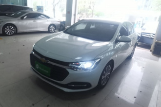 雪佛兰 科鲁泽 2022款 320 自动悦享版