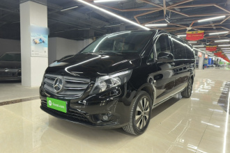 奔驰 威霆 2021款 2.0T 精英版 7座