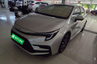 丰田 雷凌 2023款 智能电混双擎 1.8L 运动版