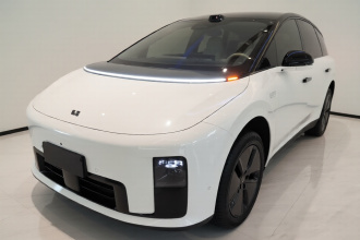 理想汽车 理想i8 2025款 标准版