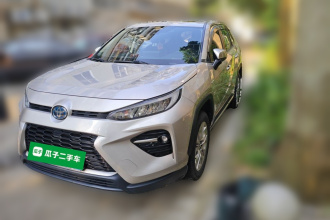丰田 威兰达 2020款 双擎 2.5L E-CVT两驱豪华版