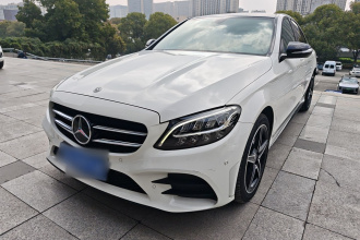 奔驰C级 2019款 C 260 运动版 4MATIC