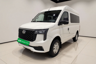 上汽大通MAXUS 新途V80 2023款 2.0T AMT经典傲运通短轴中顶5/6座