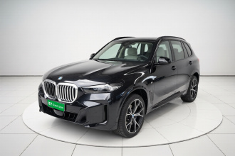 宝马X5 2026款 改款 xDrive 30Li 尊享型M运动曜夜套装