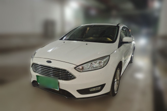 福特 福克斯 2018款 三厢经典 1.6L 自动风尚型智行版