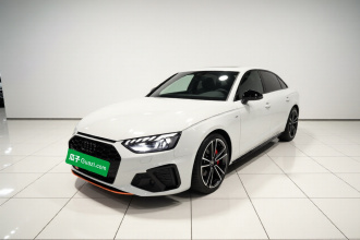 奥迪A4L 2024款 45 TFSI quattro 臻选动感型