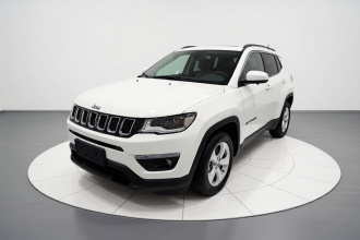 Jeep 指南者 2020款 220T 自动精英版