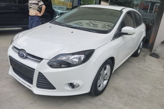 福特 福克斯 2012款 两厢 1.6L 自动风尚型
