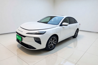 荣威D6 2025款 450km 尊享版