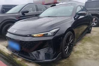 长安UNI-V 2024款 1.5T 尊贵运动型