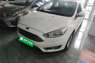 福特 福克斯 2015款 三厢 1.6L 自动风尚型