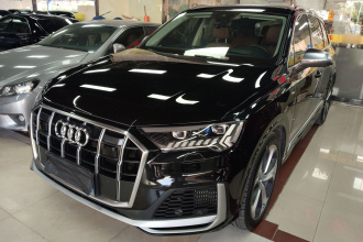 奥迪Q7 2021款 55 TFSI quattro S line尊贵型