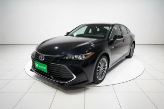 丰田 亚洲龙 2019款 双擎 2.5L XLE尊贵版 国VI